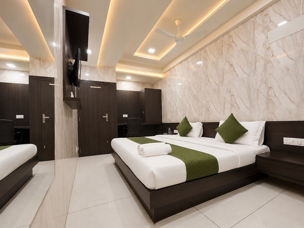 Imagen de la habitación del Hotel Hari Palace, Rajkot. Foto 4