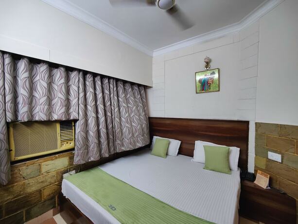Imagen general del Hotel Harish Guest House -Railway Station Road. Foto 5