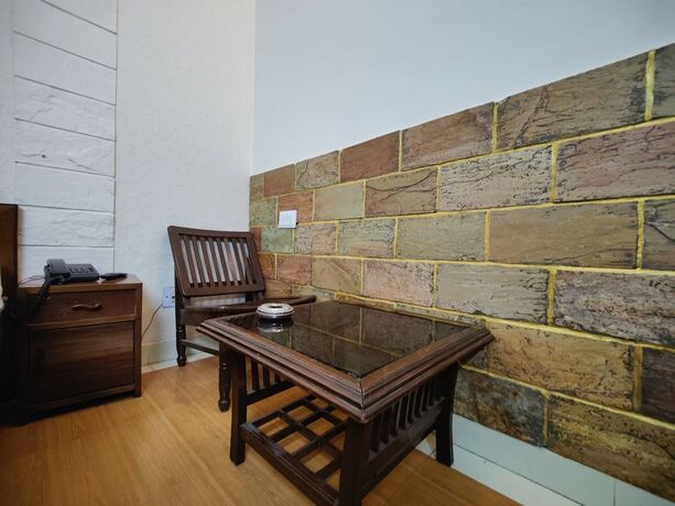 Imagen general del Hotel Harish Guest House -Railway Station Road. Foto 6