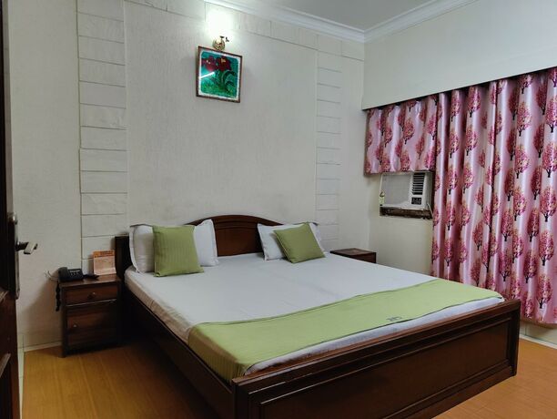 Imagen general del Hotel Harish Guest House -Railway Station Road. Foto 11