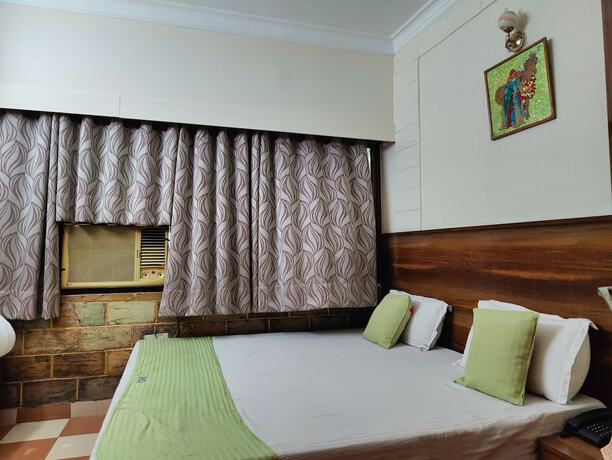 Imagen general del Hotel Harish Guest House -Railway Station Road. Foto 14