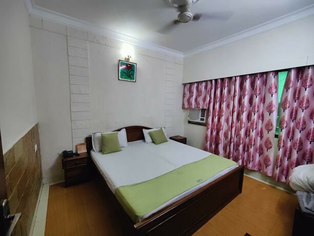 Imagen general del Hotel Harish Guest House -Railway Station Road. Foto 16