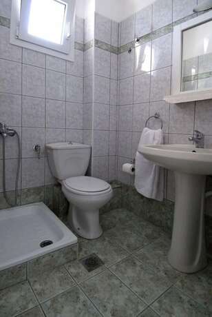 Imagen de la habitación del Hotel Harisis Apartments. Foto 10