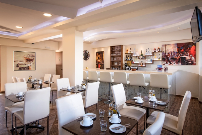 Imagen del bar/restaurante del Hotel Harma Boutique. Foto 8