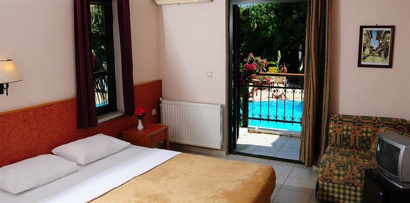 Imagen de la habitación del Hotel Harman. Foto 3