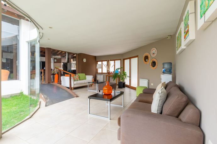 Imagen de los interiores del Hotel Harmonie de Monta&ntilde;a. Foto 18