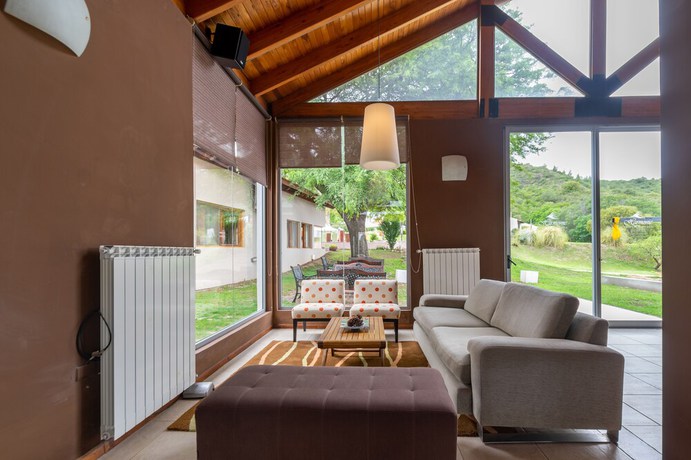 Imagen de los interiores del Hotel Harmonie de Monta&ntilde;a. Foto 19