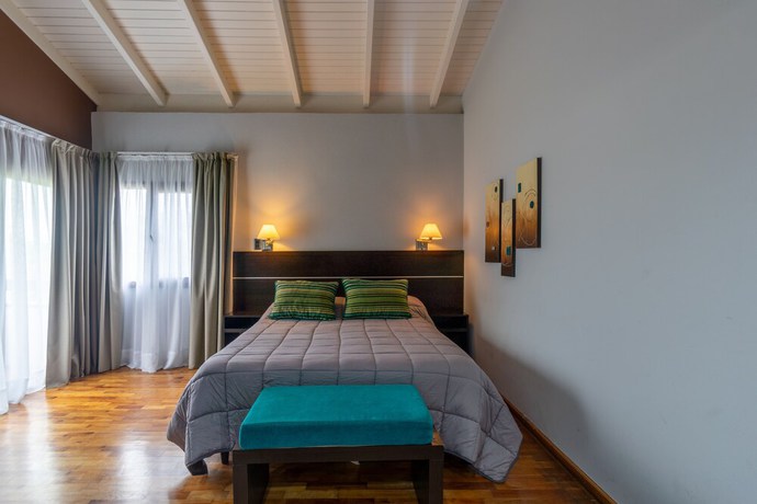 Imagen de la habitación del Hotel Harmonie de Monta&ntilde;a. Foto 17