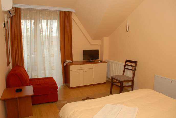 Imagen de la habitación del Hotel Harmonija. Foto 4