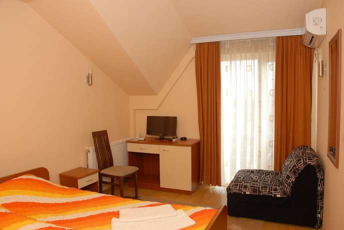 Imagen de la habitación del Hotel Harmonija. Foto 9