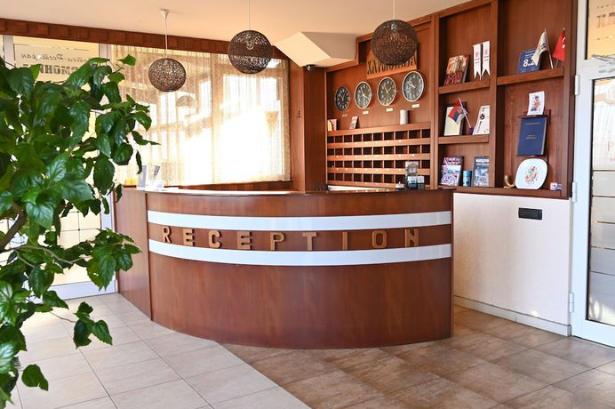 Imagen de los interiores del Hotel Harmonija. Foto 19
