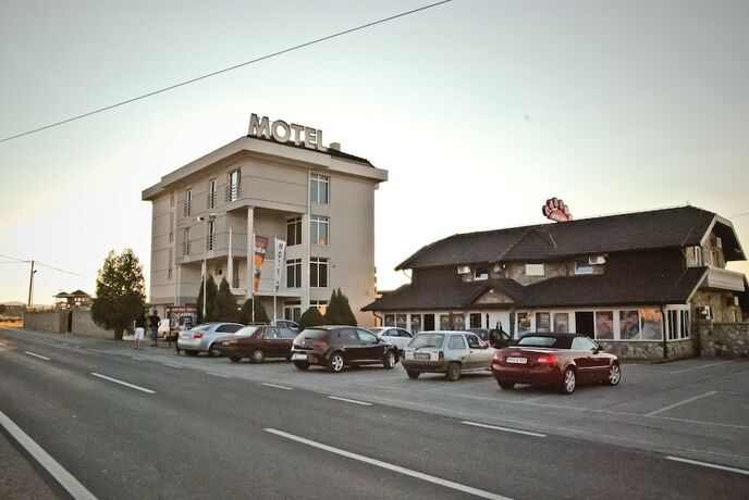 Imagen general del Hotel Harmonija. Foto 12