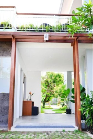 Imagen general del Hotel Harmony Beach Suite. Foto 6