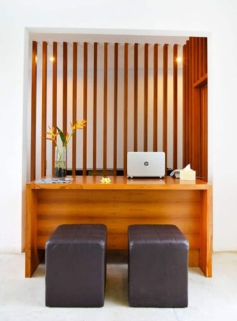 Imagen general del Hotel Harmony Beach Suite. Foto 15