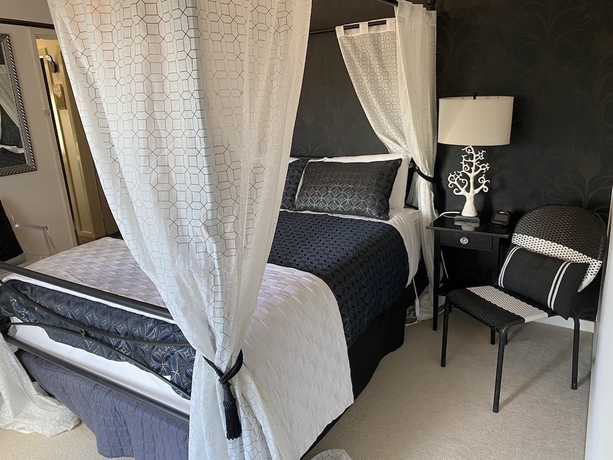 Imagen de la habitación del Hotel Harmony Bed and Breakfast. Foto 7