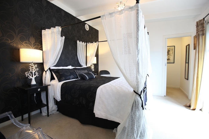 Imagen de la habitación del Hotel Harmony Bed and Breakfast. Foto 10