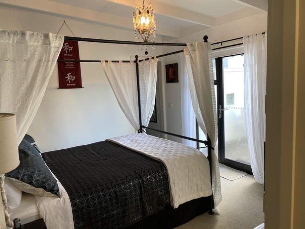 Imagen de la habitación del Hotel Harmony Bed and Breakfast. Foto 11