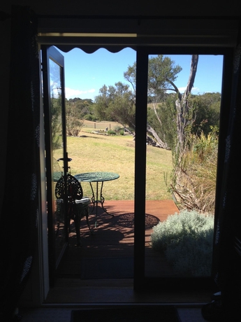 Imagen de la habitación del Hotel Harmony Bed and Breakfast. Foto 17