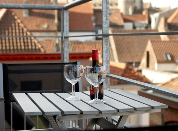 Imagen de los exteriores del Hotel Harmony, Gante. Foto 11