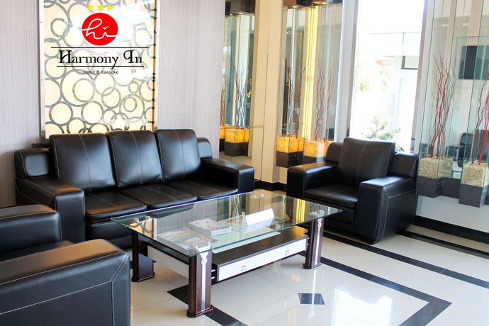 Imagen de la habitación del Hotel Harmony In Pontianak. Foto 4