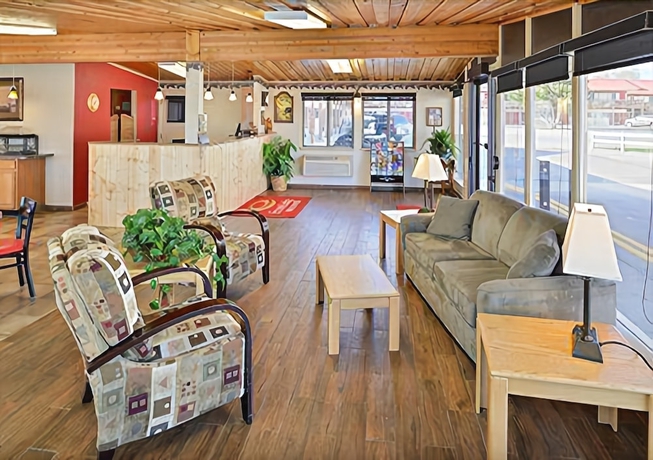 Imagen de los interiores del Hotel Harmony Inn and Suites. Foto 19