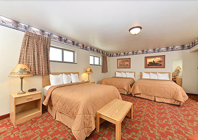 Imagen de la habitación del Hotel Harmony Inn and Suites. Foto 10