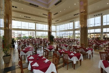 Imagen del bar/restaurante del Hotel Harmony Makadi Bay and Resort. Foto 6