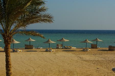 Imagen de los exteriores del Hotel Harmony Makadi Bay and Resort. Foto 11