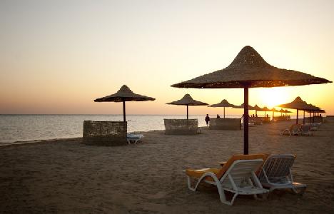 Imagen de los exteriores del Hotel Harmony Makadi Bay and Resort. Foto 12