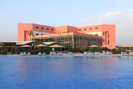 Imagen de la piscina del Hotel Harmony Makadi Bay and Resort. Foto 14