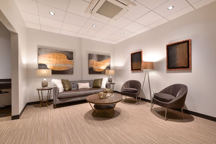 Imagen del bar/restaurante del Hotel Harmony Medical Suites China Town. Foto 3