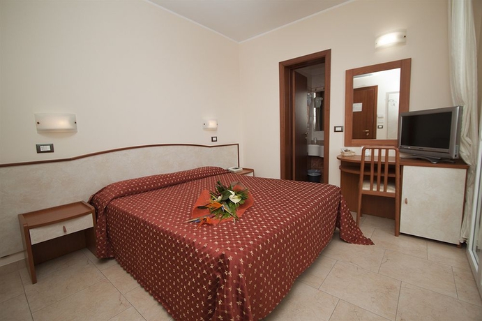 Imagen general del Hotel Harmony, Rimini. Foto 1