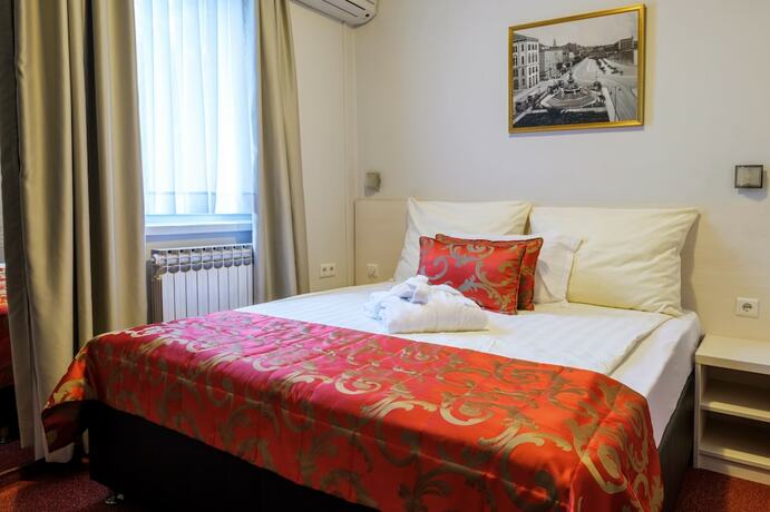 Imagen de la habitación del Hotel Harmony Sarajevo. Foto 21