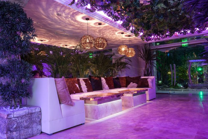 Imagen de los interiores del Hotel Harmony Suites 2 and 3. Foto 20