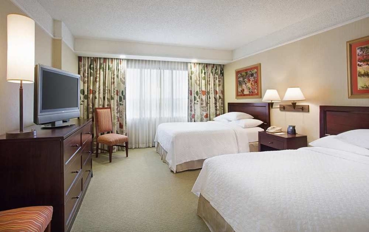 Imagen de la habitación del Hotel Harmony Suites. Foto 3