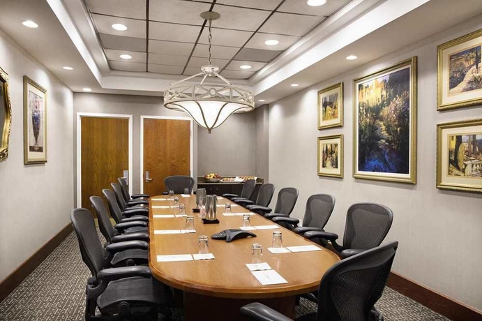 Imagen de los interiores del Hotel Harmony Suites. Foto 7