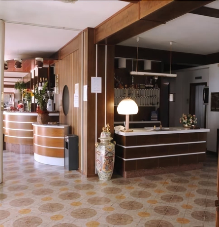 Imagen de los interiores del Hotel Harmony, Tortora. Foto 10