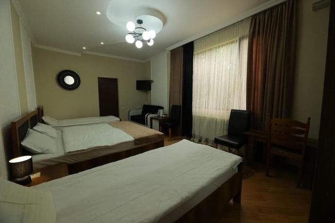 Imagen de la habitación del Hotel Harmony, Tsqaltubo. Foto 4