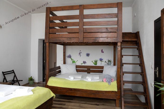 Imagen de la habitación del Hotel Harmony\'s House in the Center of Oradea. Foto 1