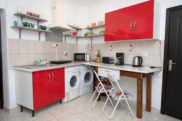 Imagen de la habitación del Hotel Harmony\'s House in the Center of Oradea. Foto 3