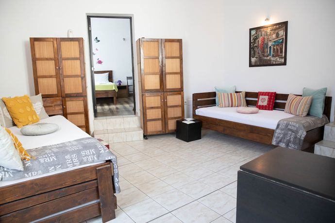 Imagen de la habitación del Hotel Harmony\'s House in the Center of Oradea. Foto 10