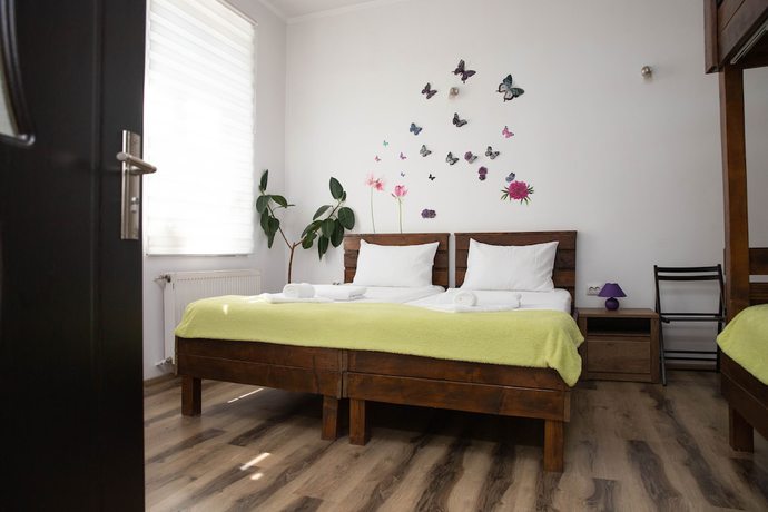 Imagen de la habitación del Hotel Harmony\'s House in the Center of Oradea. Foto 11
