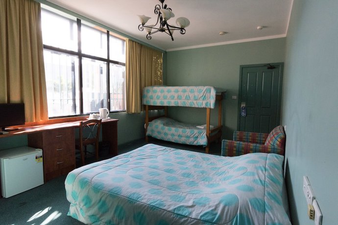 Imagen de la habitación del Hotel Harp. Foto 15