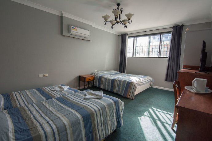 Imagen de la habitación del Hotel Harp. Foto 19