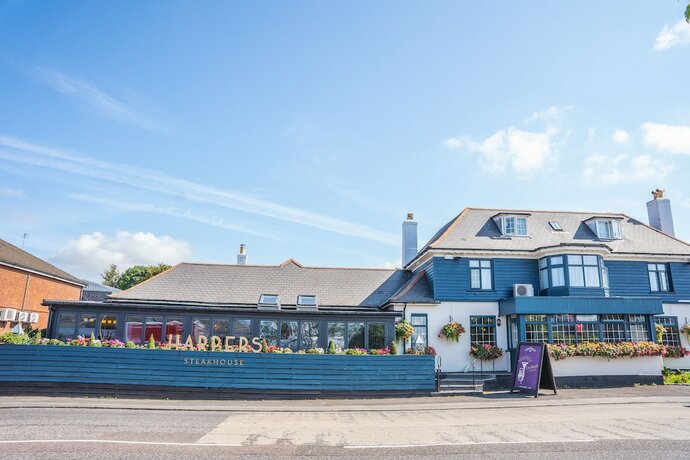 Imagen general del Hotel Harper\'s Steakhouse with Rooms, Southampton Swanwick Marina. Foto 9