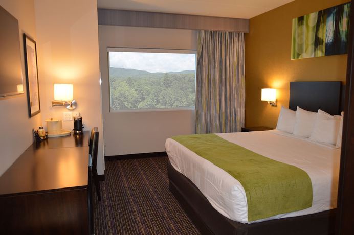 Imagen de la habitación del Hotel Harrah's Cherokee Valley River Hotel & Casino - A Caesars Rewards Destination. Foto 6