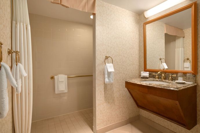 Imagen de la habitación del Hotel Harrah's Council Bluffs Hotel and Casino - A Caesars Rewards Destination. Foto 5