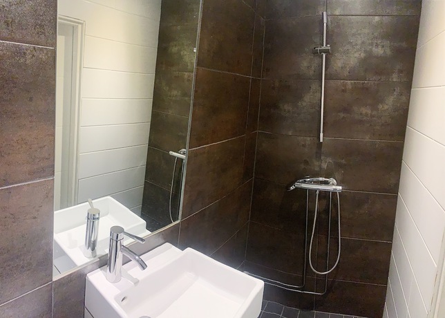 Imagen de la habitación del Hotel Harriet. Foto 7