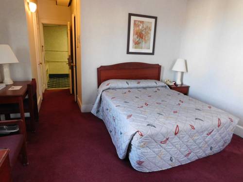 Imagen de la habitación del Hotel Harrington. Foto 10