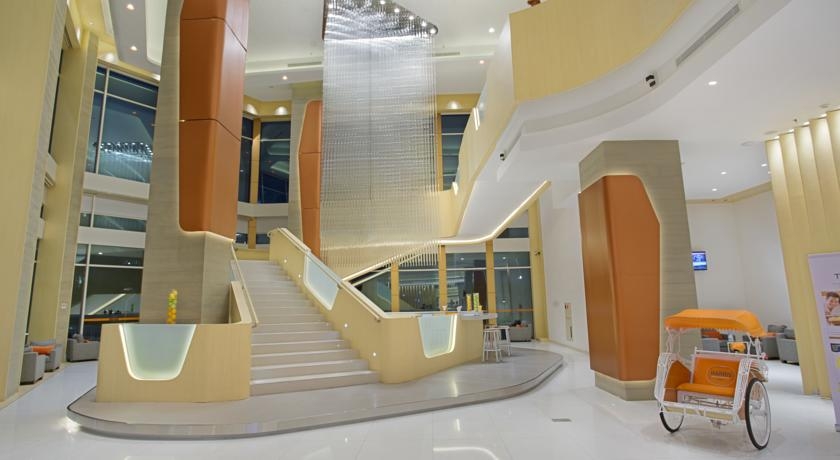 Imagen general del Hotel Harris Hotel and Conventions Bekasi. Foto 7